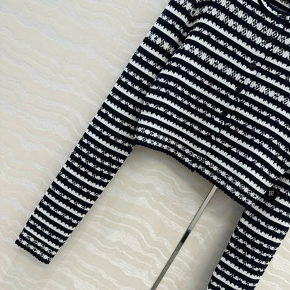 25 Spring and Summer Vacation New Arrivals Knitted Long Sleeve Cardigan