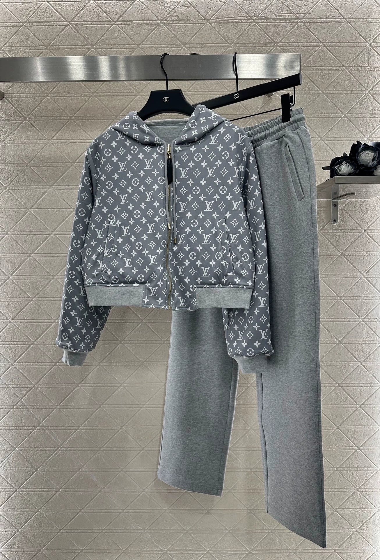 25fw Two sided hooded suit