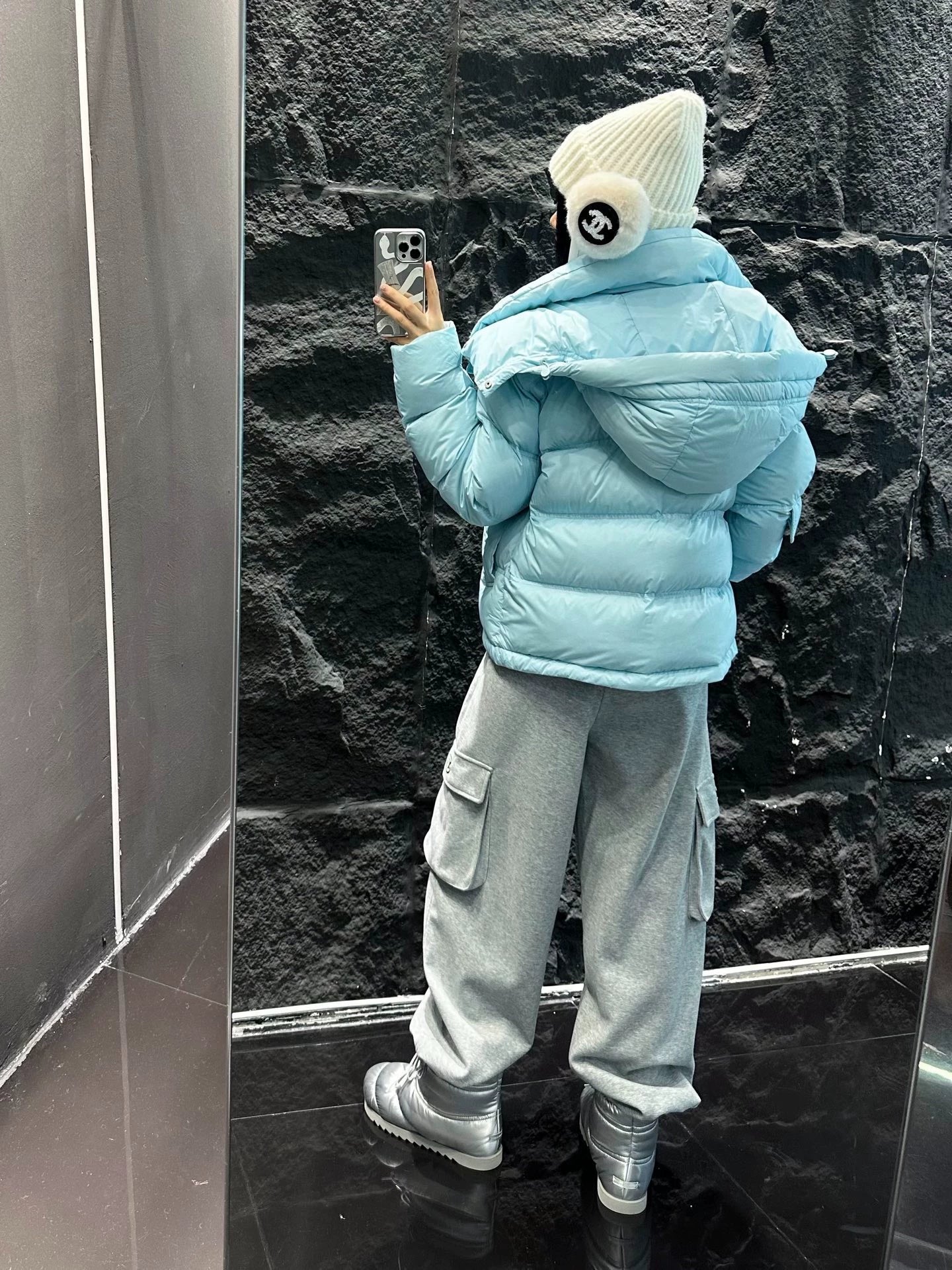 Mao Mao logo loose hooded goose down suit