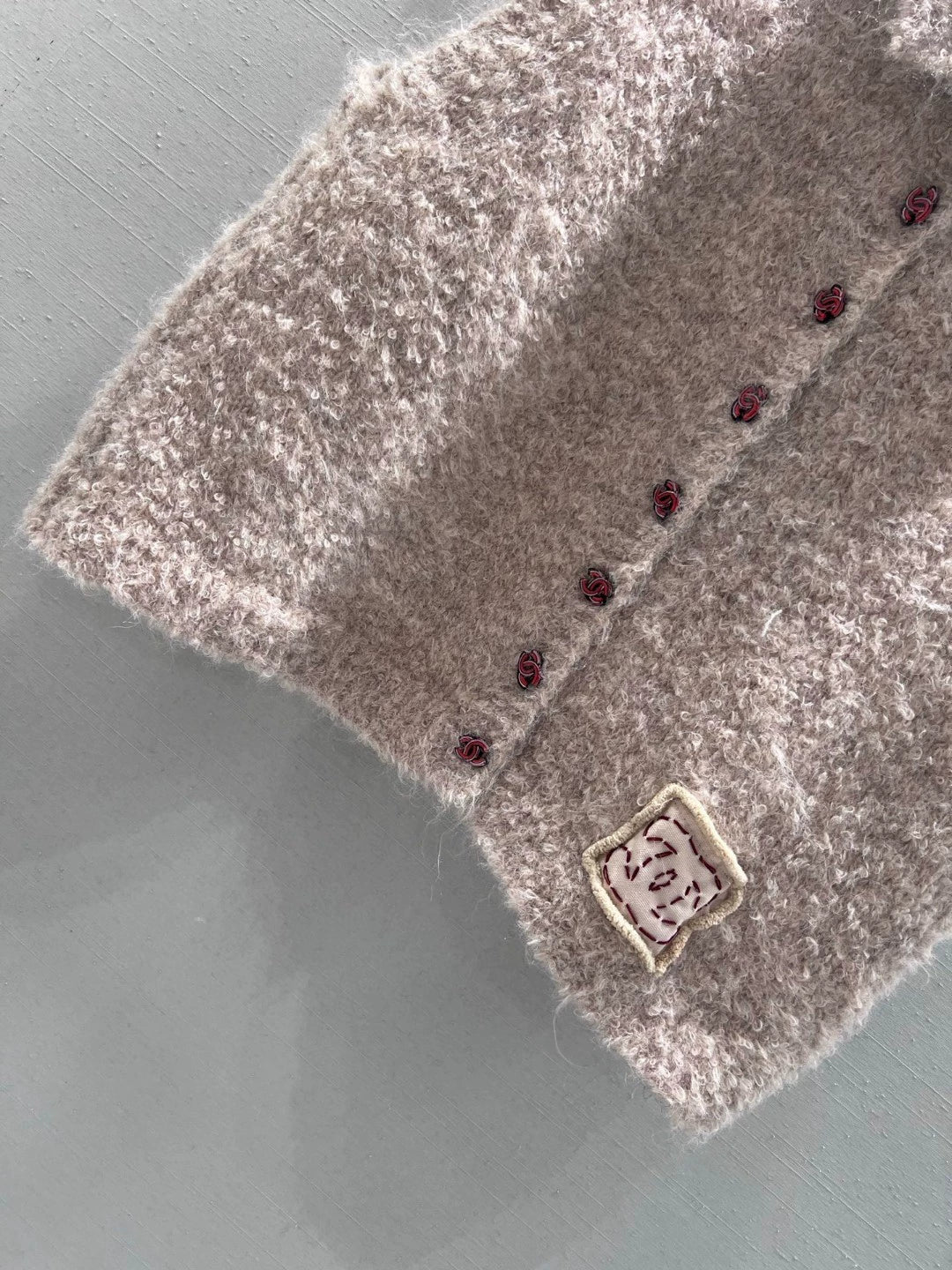 Double C-button vest