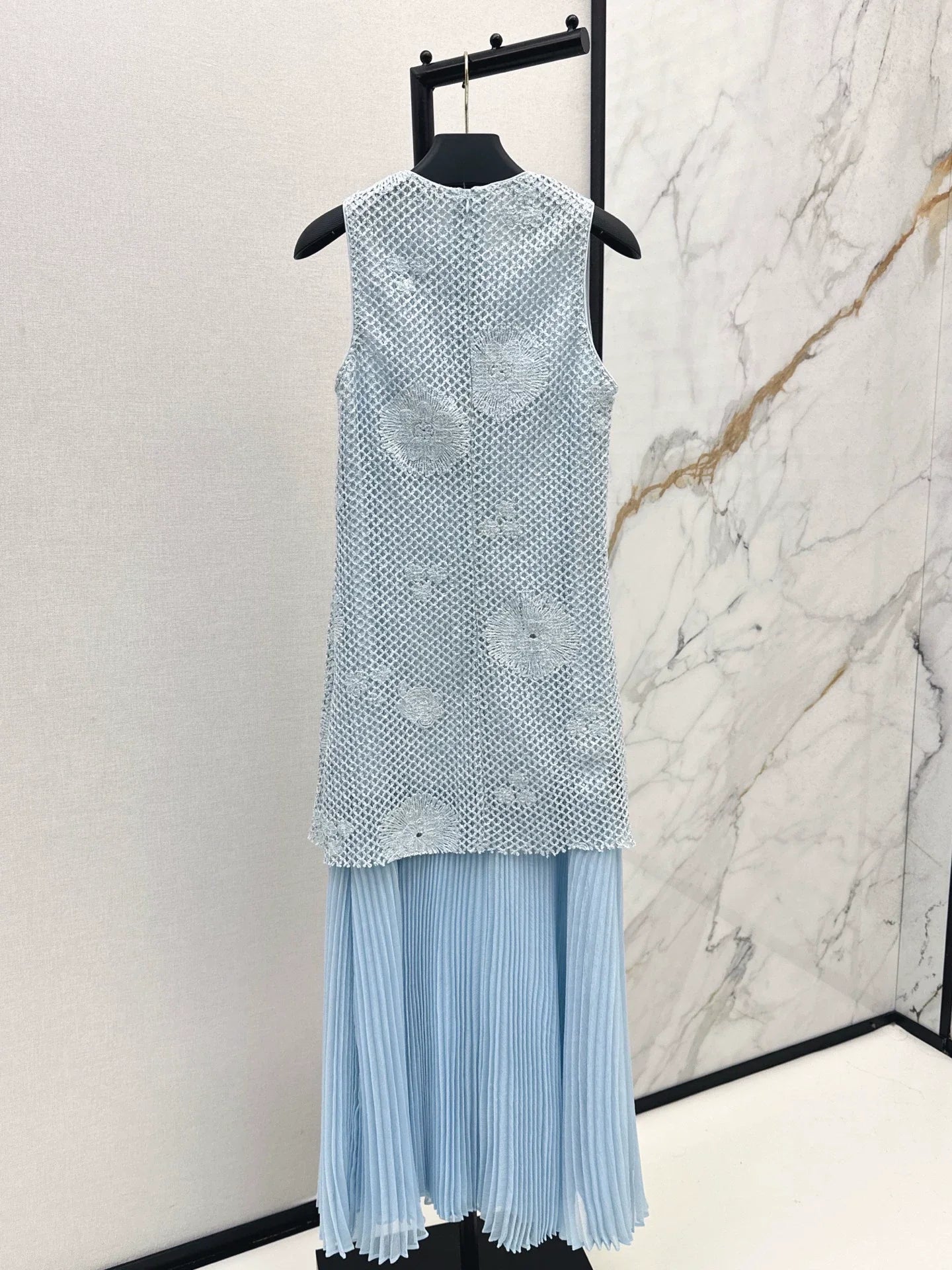 25fw sleeveless dress