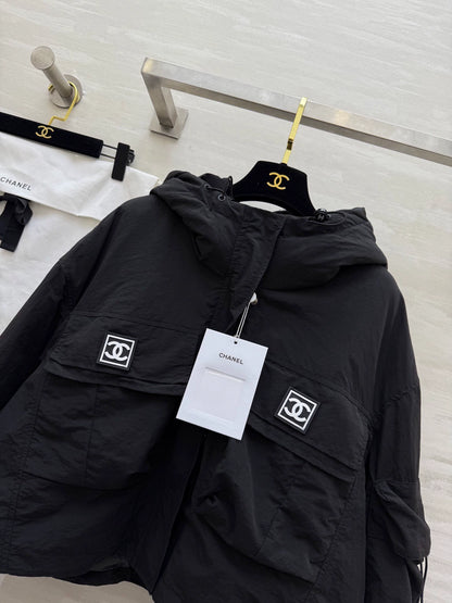 Hooded drawstring down jacket