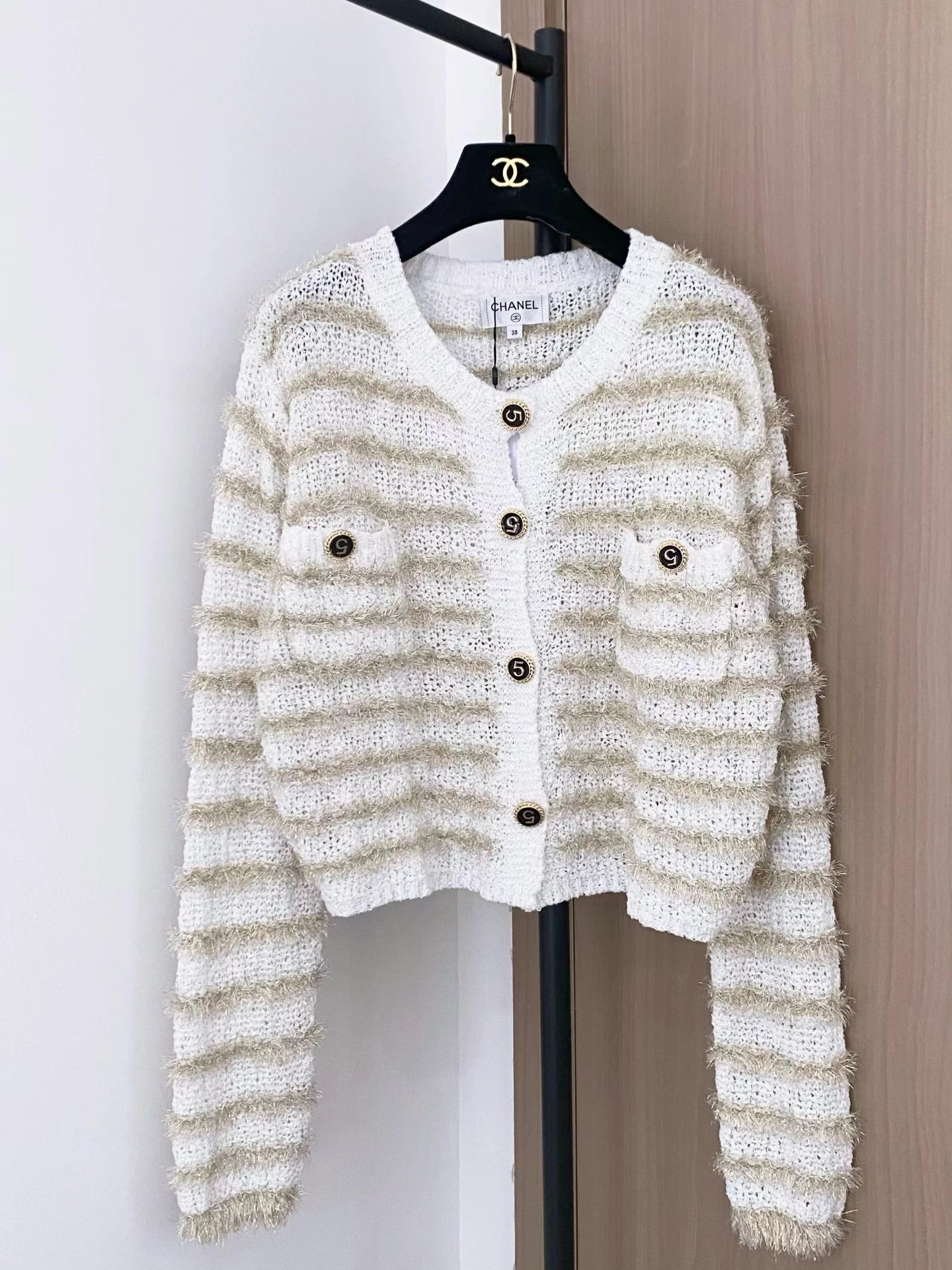 25fw Round neck cardigan