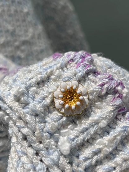 Peter Pan collar wool knit cardigan