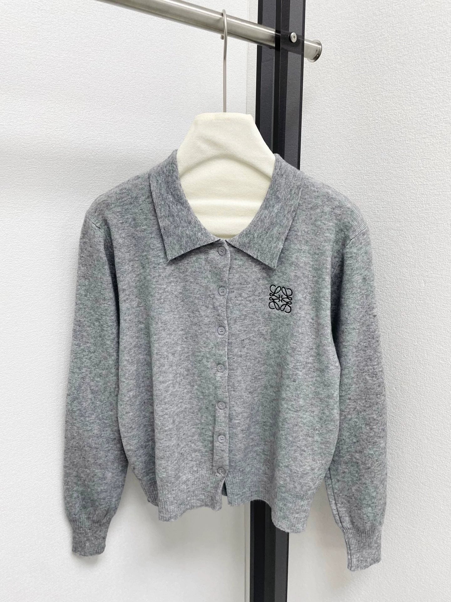 25fw Collar knit cardigan