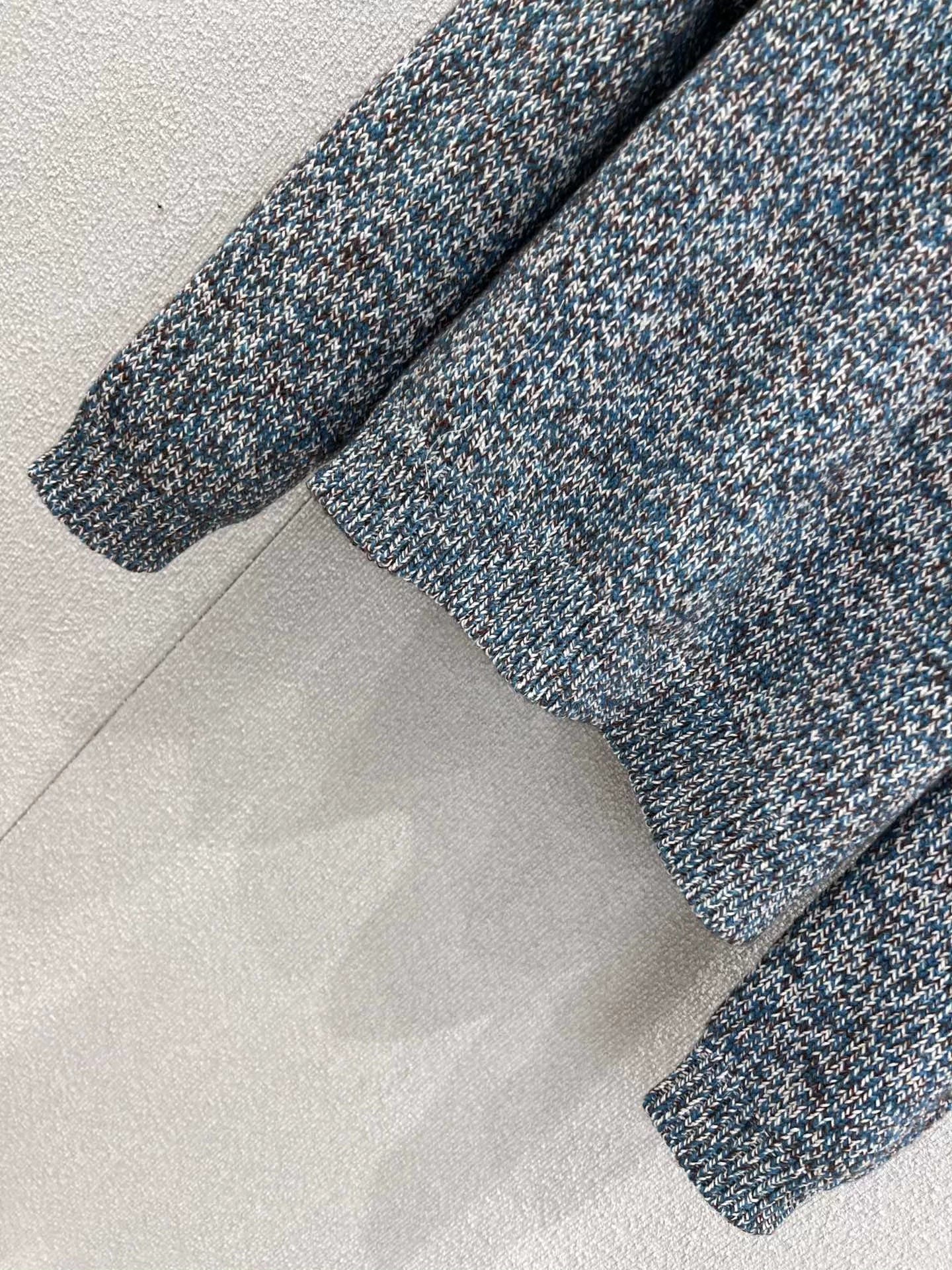 Beaded Logo Navy Collar Knitted Sweater