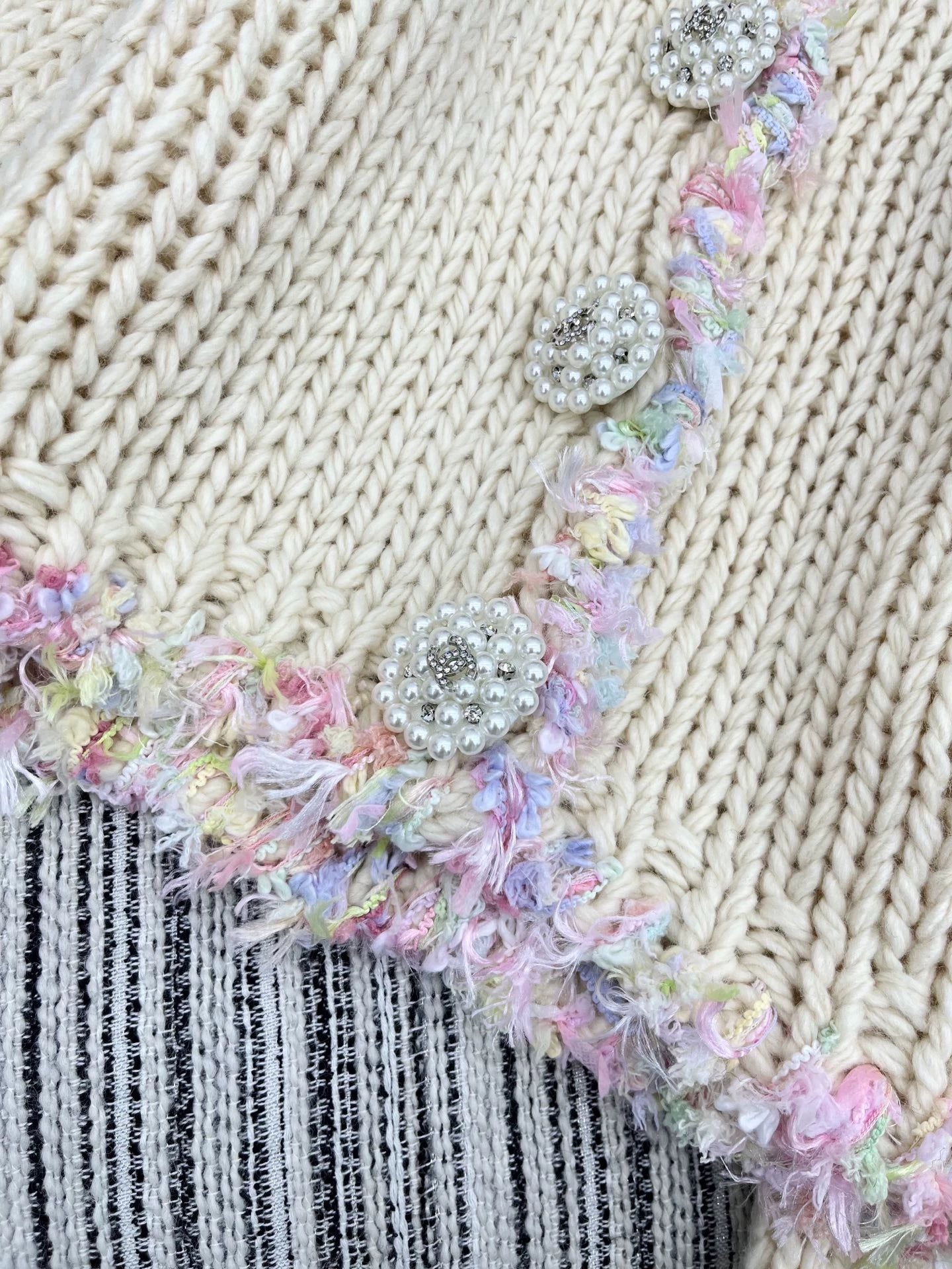 25fw Big diamond button round neck jacket