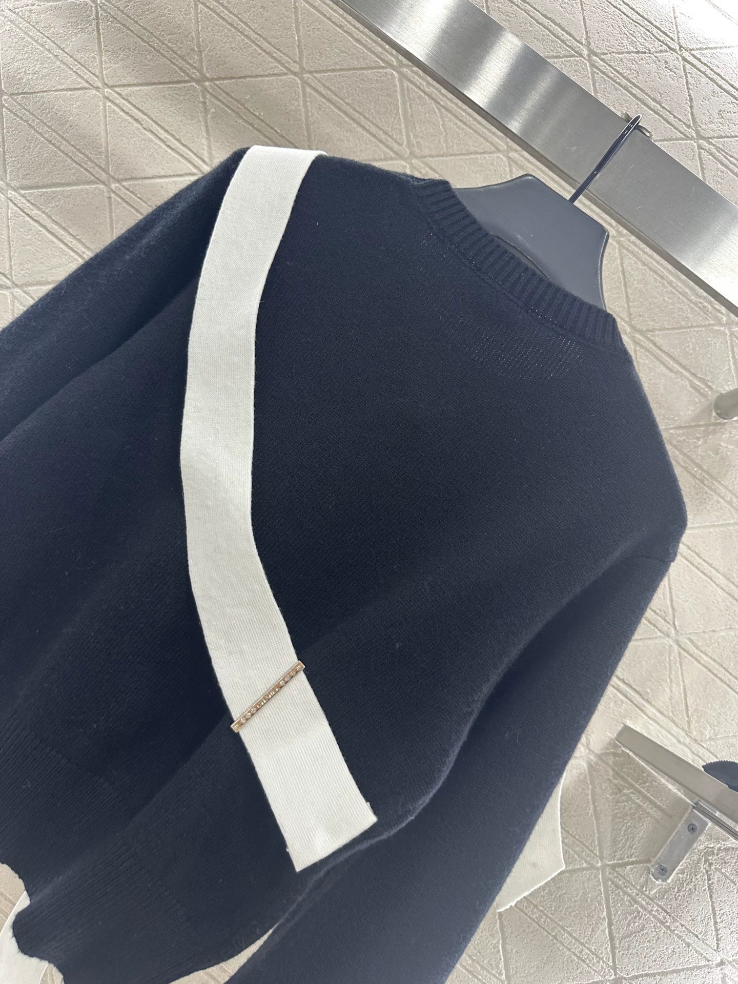 Pullover bow knitted sweater