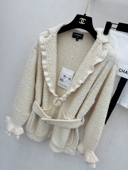 Black fungus edge knitted cardigan