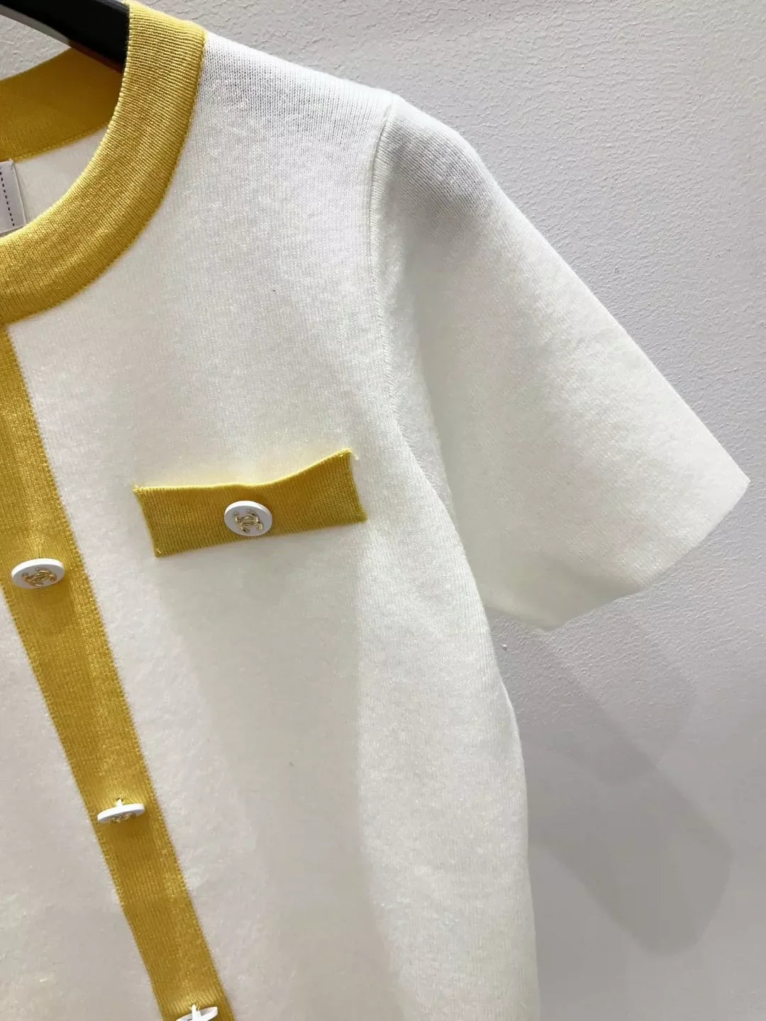 25fw Color blocked knitted short sleeved shirt