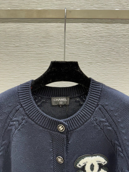 25fw knitted cardigan