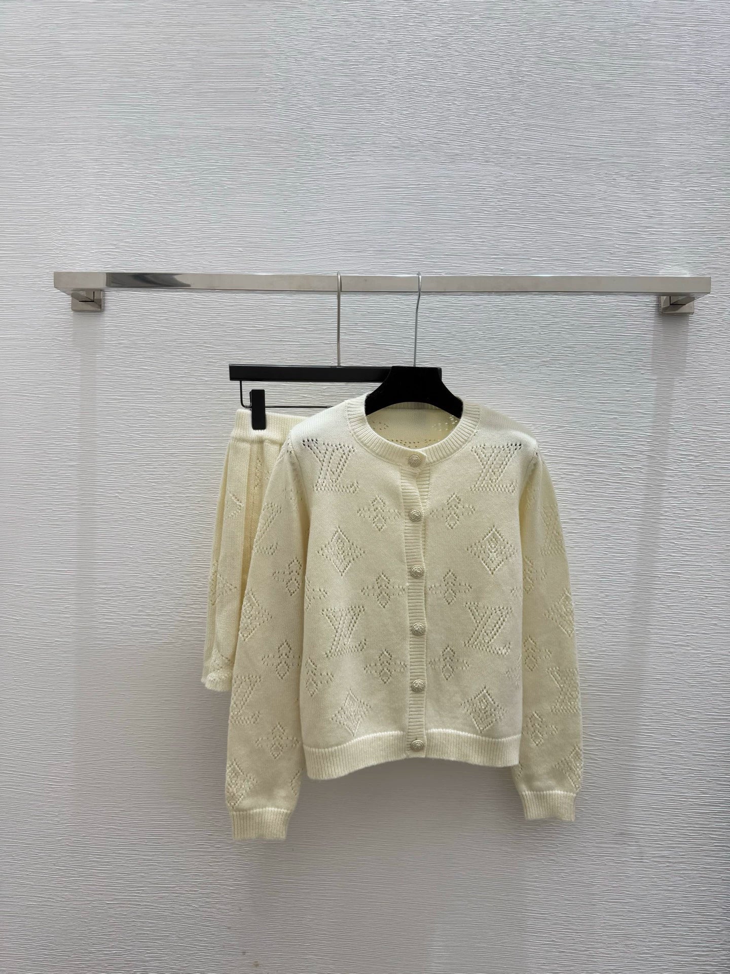 Jacquard knitted cardigan pleated skirt set