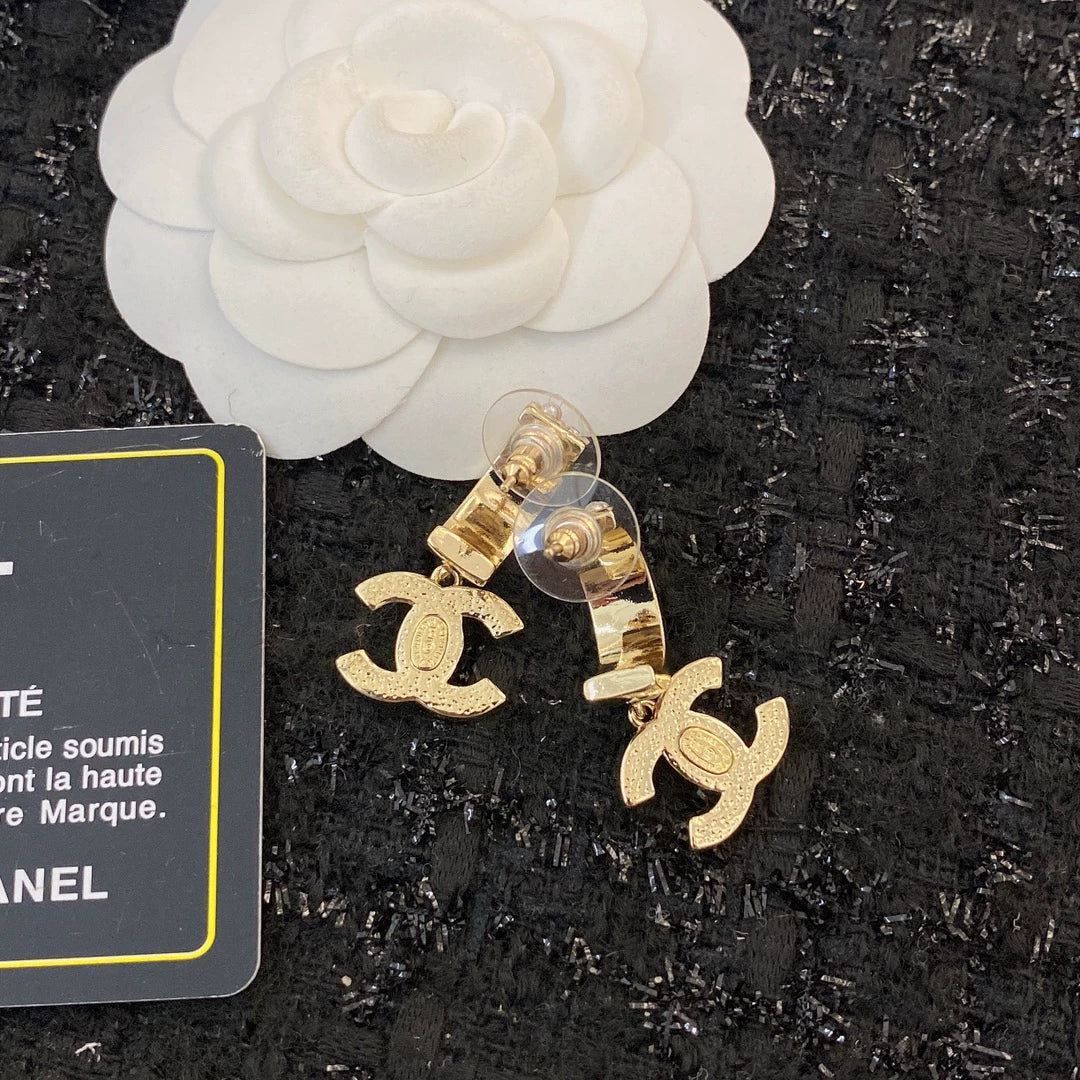 Double C pearl rhinestone earrings