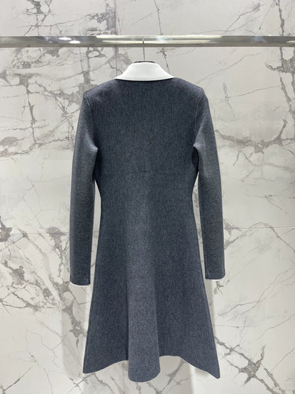 25fw Hook flower contrasting lapel long sleeved knitted dress