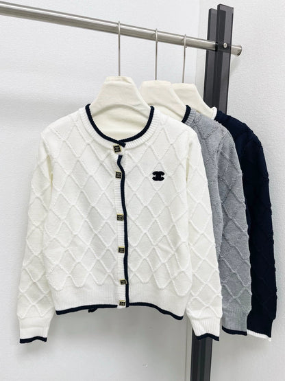 Lingge Knitted Cardigan