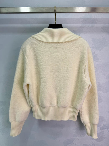 Xiaoxiangfeng Knitted Cardigan
