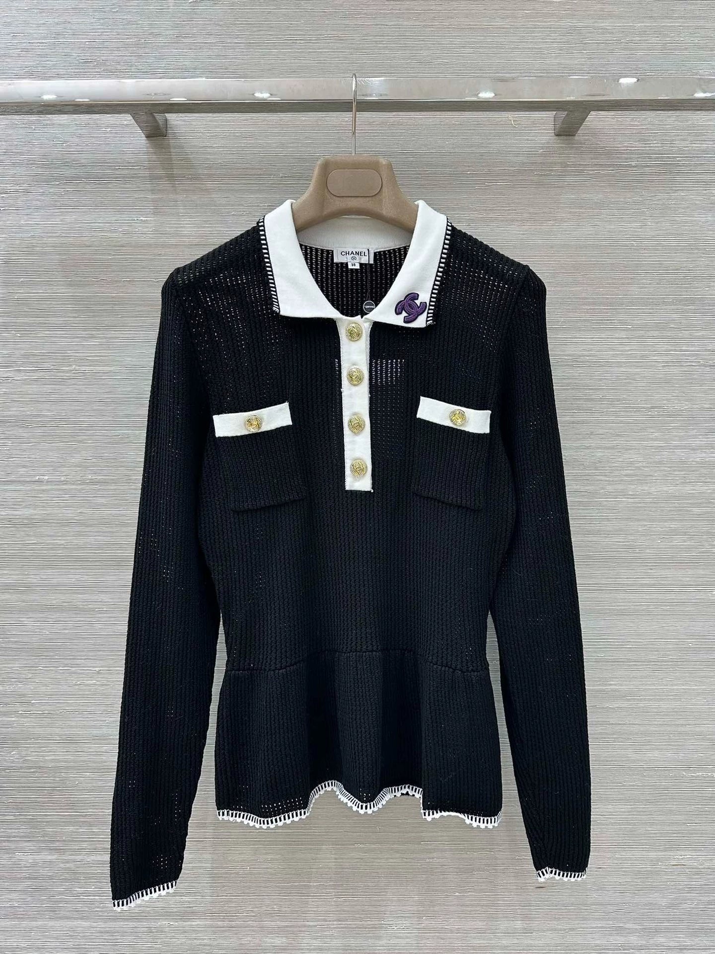 Embroidered mesh knitted long sleeved shirt