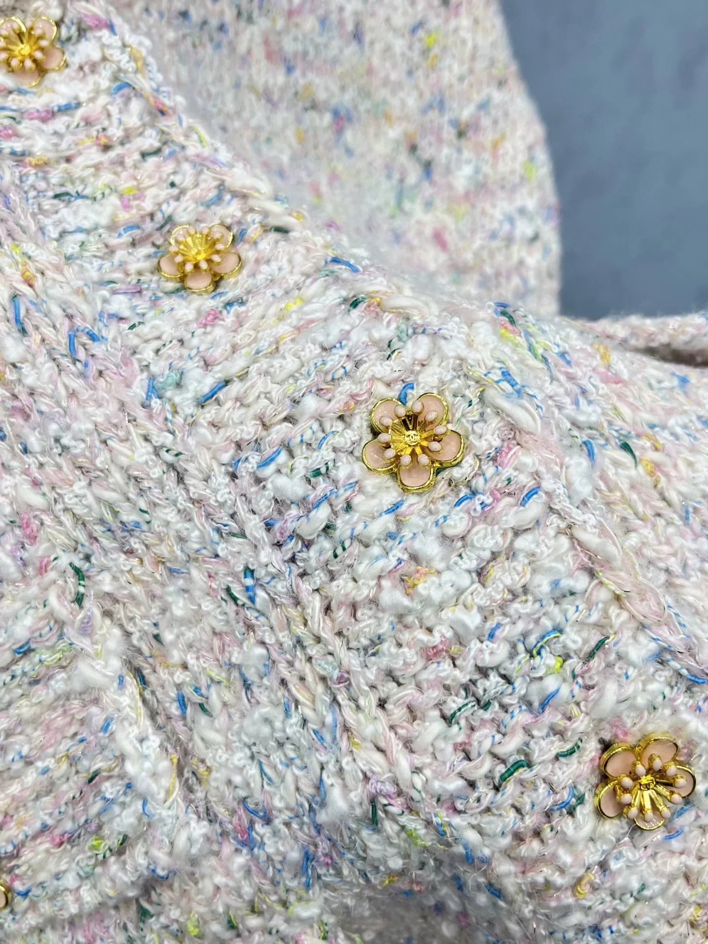 Collared Long-Sleeved Knit Cardigan