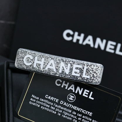 Double C silver glitter hair clip