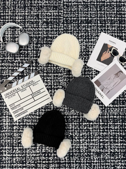 Earbag connected wool hat