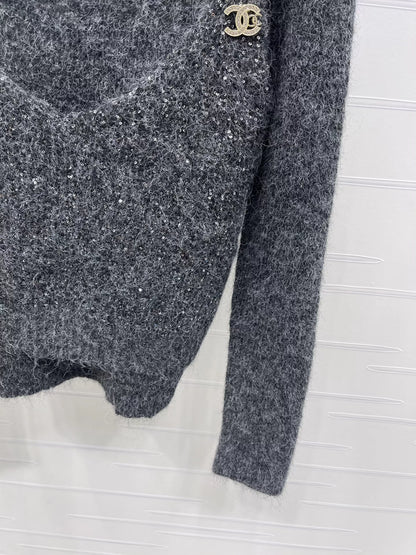 Fake two knitted long sleeved sweaters