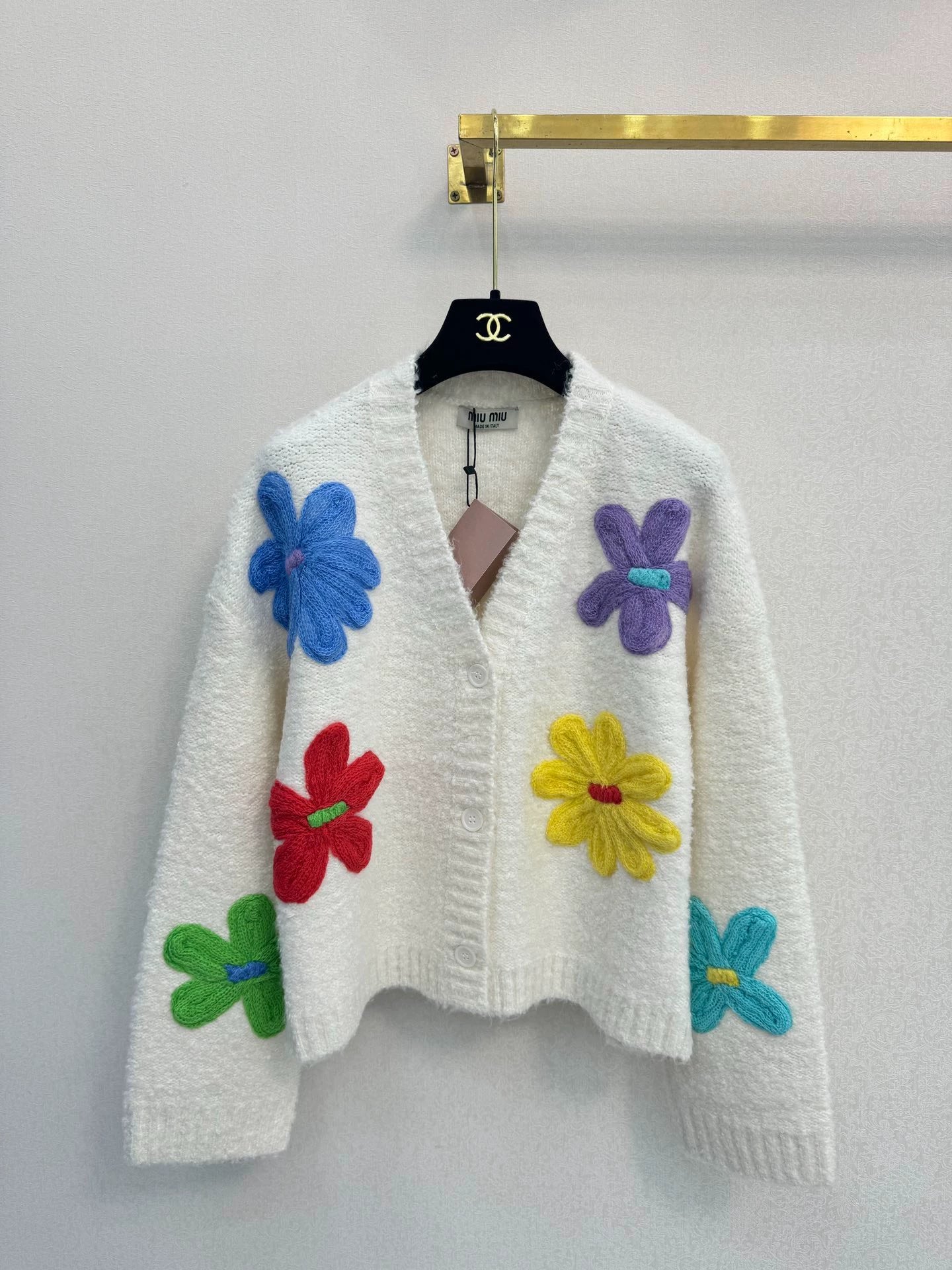 White flower knitted cardigan