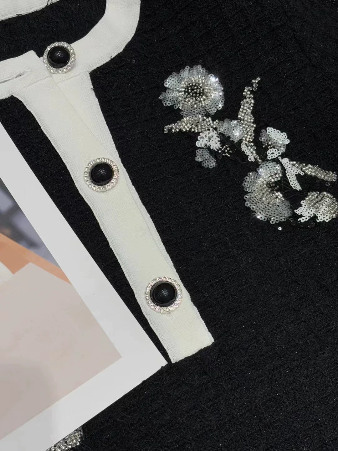 25fw Embroidered sequin knit dress