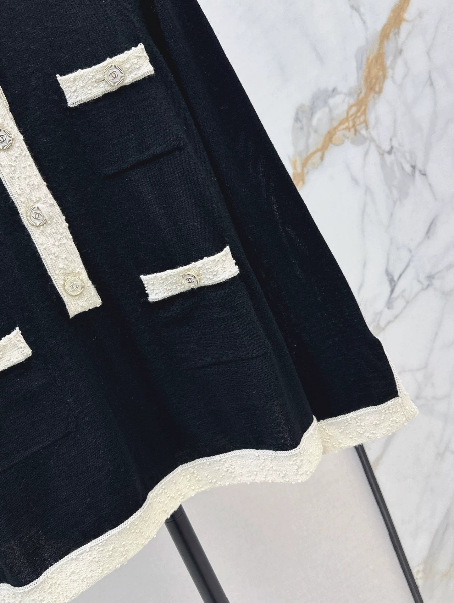 2025 Knitted long sleeved top