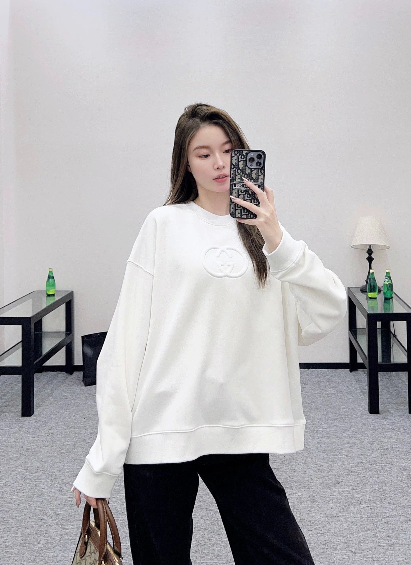 25fw Round neck three-dimensional logo hoodie