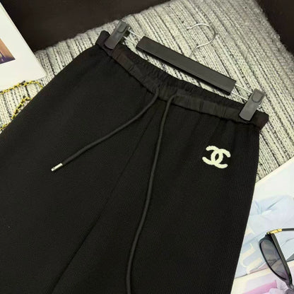 Wool knitted straight leg pants