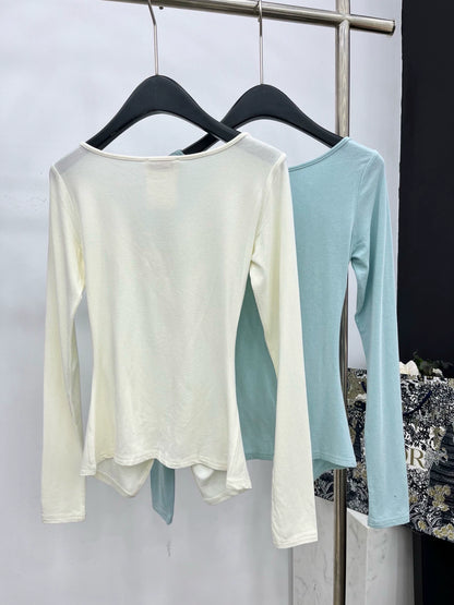 Flower decoration versatile base shirt