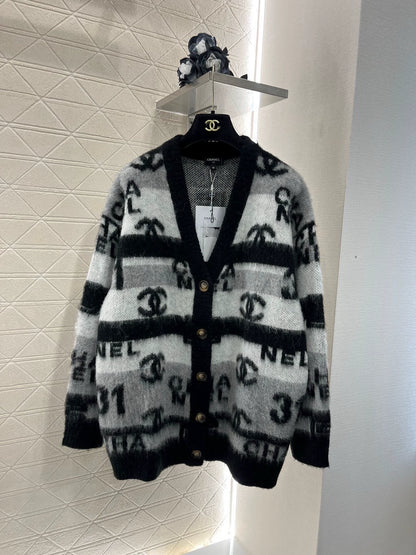 25fw Striped jacquard knitted cardigan