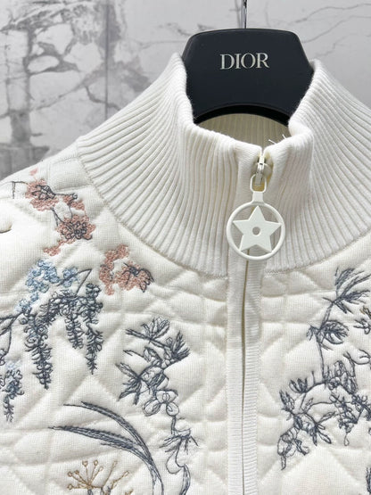Vine patterned embroidered knitted cardigan