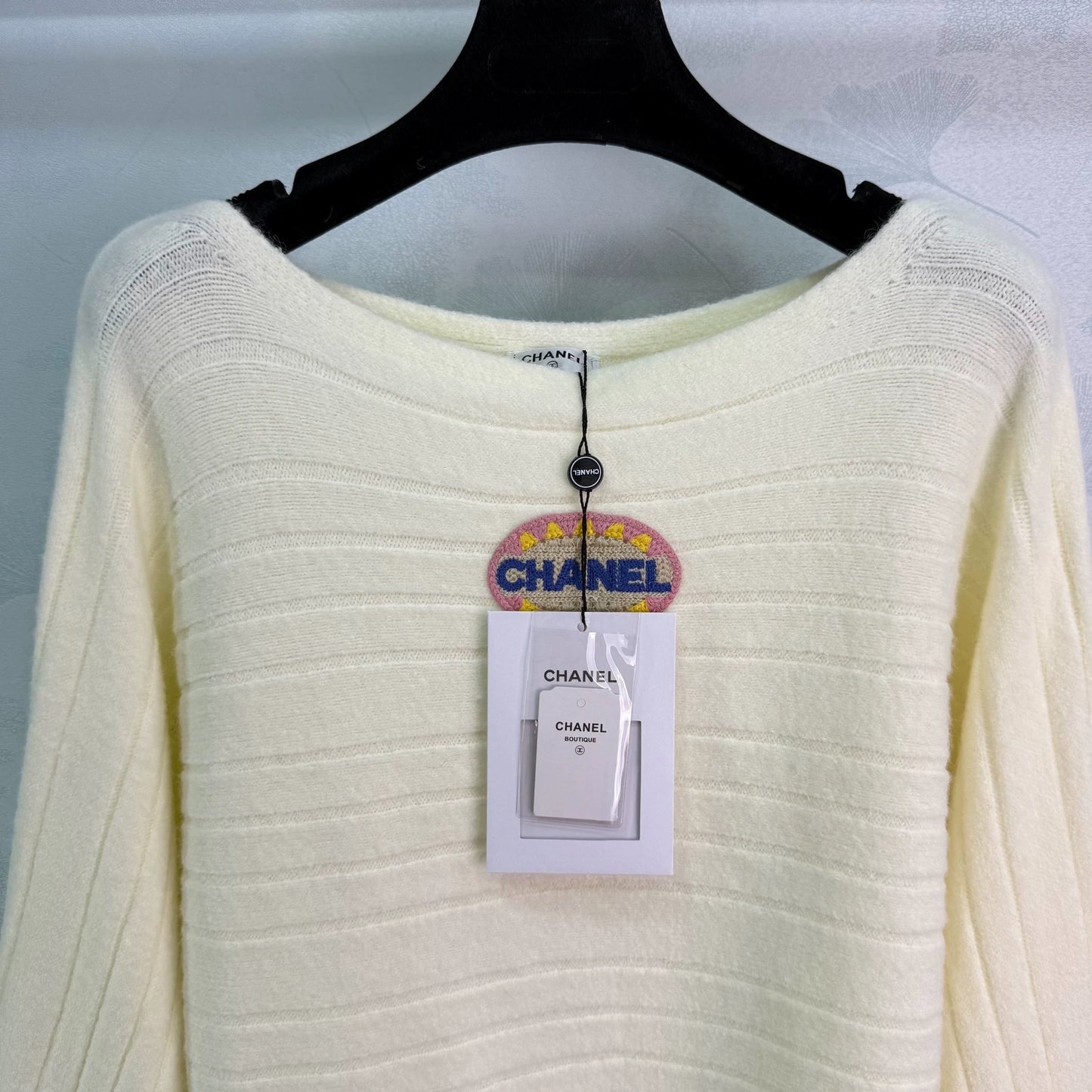 Striped logo round neck hairy long sleeved shirt