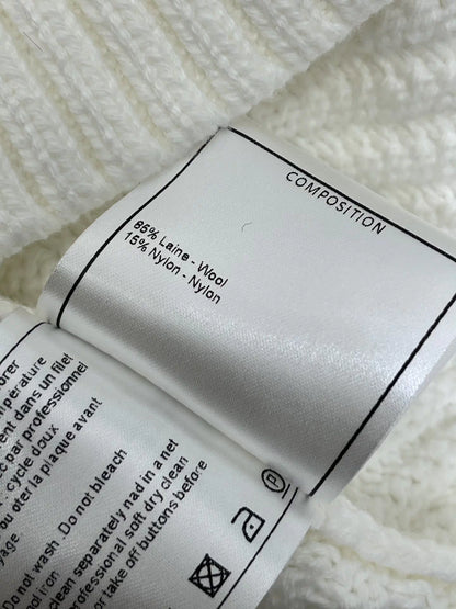 Letter knitted sweater