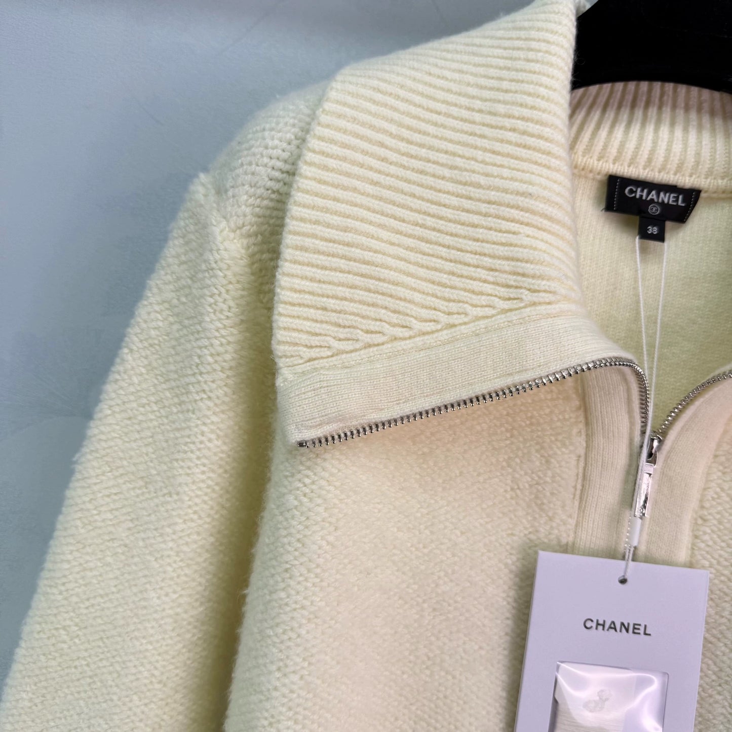 Xiaoxiangfeng Knitted Cardigan