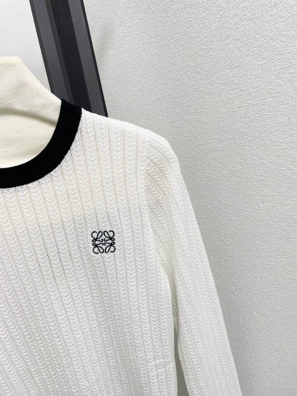 25fw Embroider a color blocked knit sweater