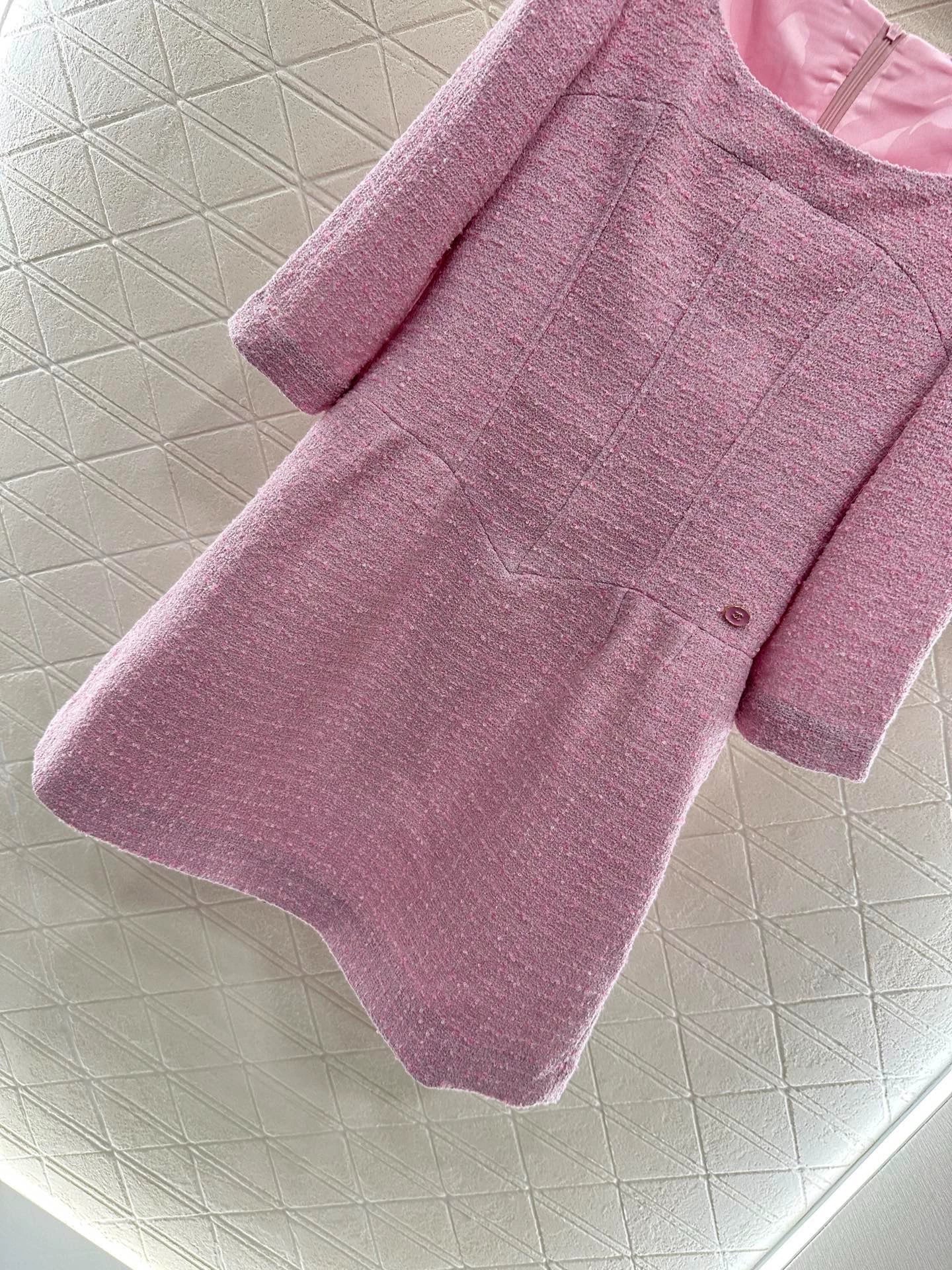 25fw Mid sleeve round neck dress