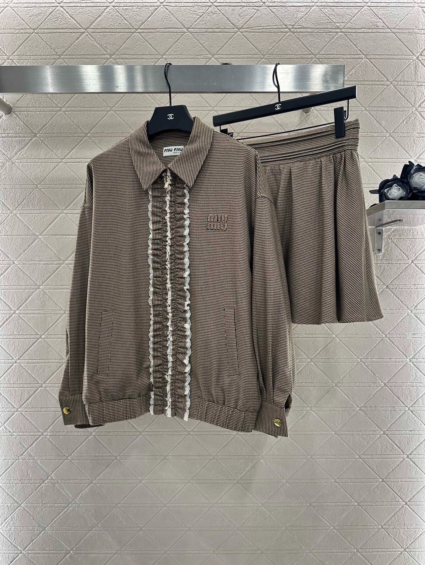 25fw Color blocking lace lace jacket short skirt set