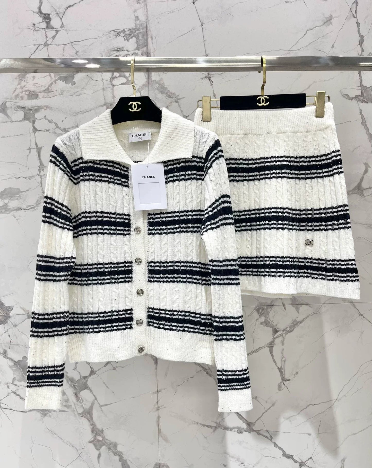 25fw Two piece striped collar set