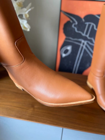 25fw pointed knight boots (smooth)