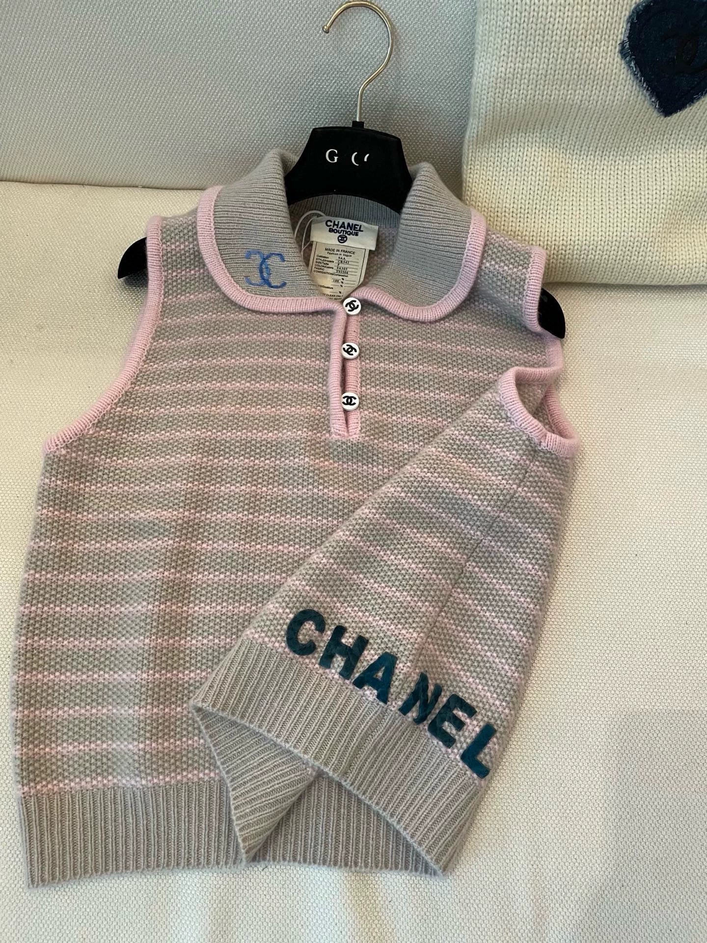 25fw Collar striped sleeveless vest (vintage series)