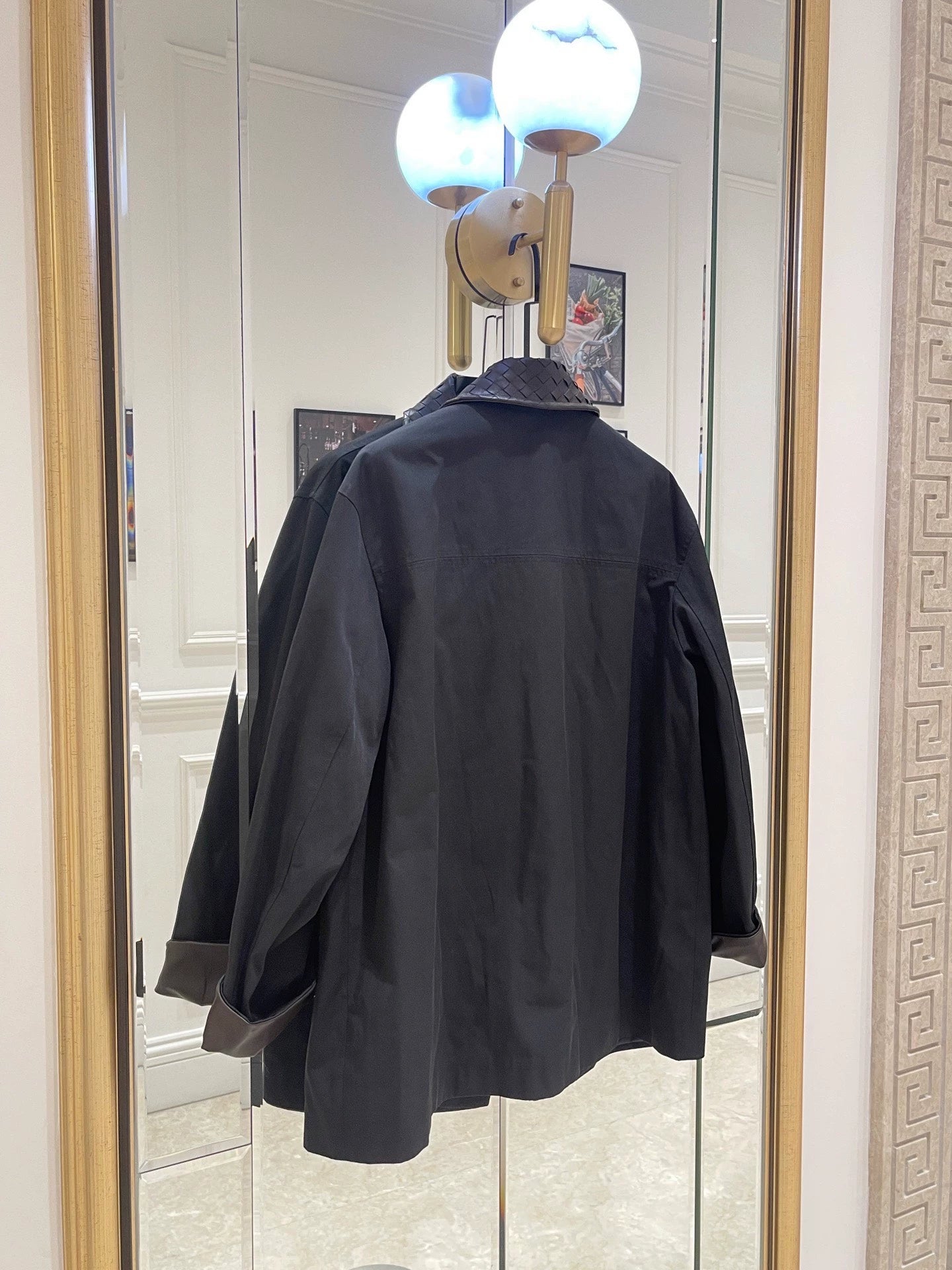 Collage leader jacket