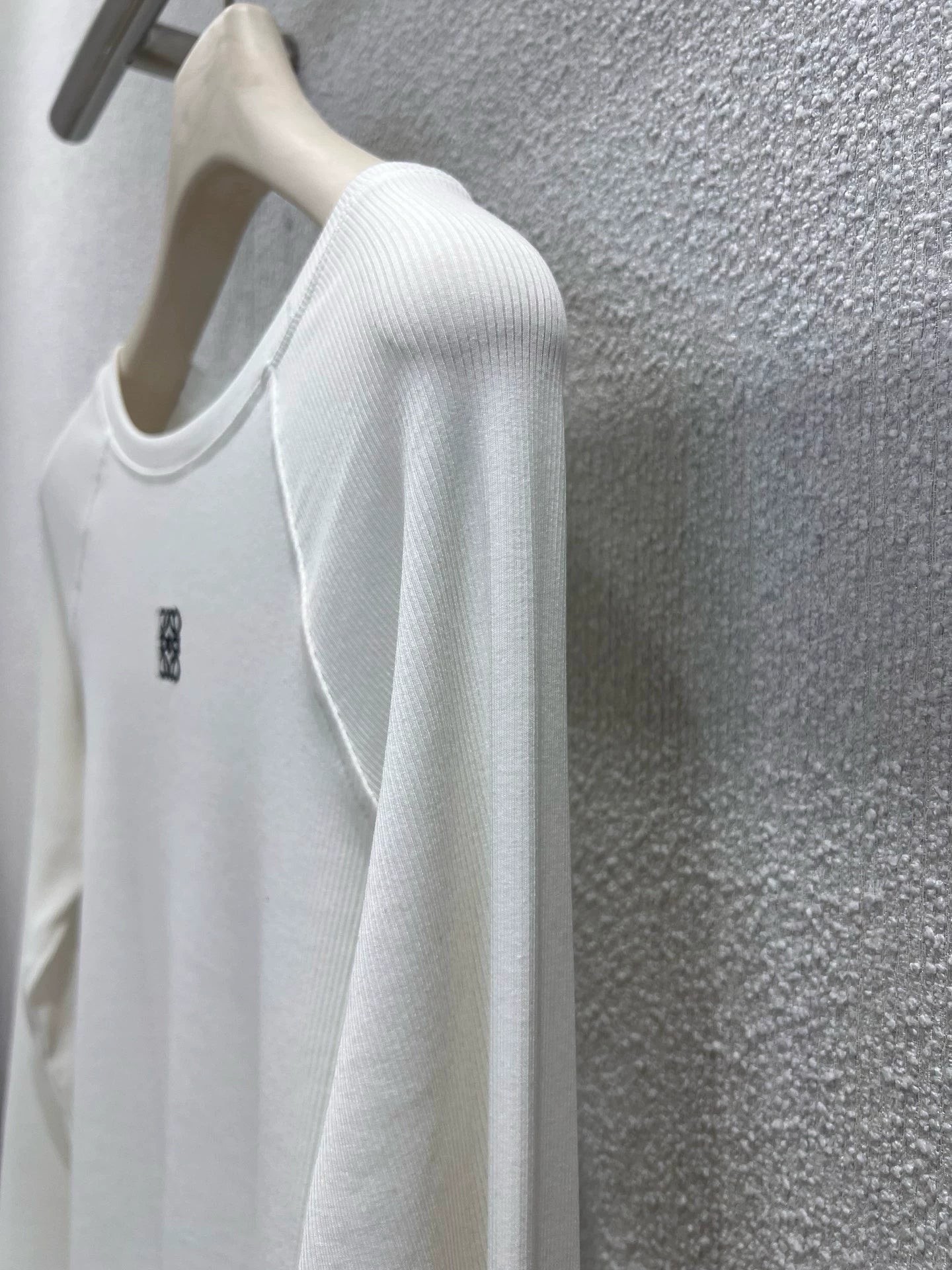 25Fw micro embroidered long sleeved base T-shirt