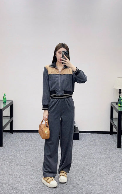 Wool color blocked letter set