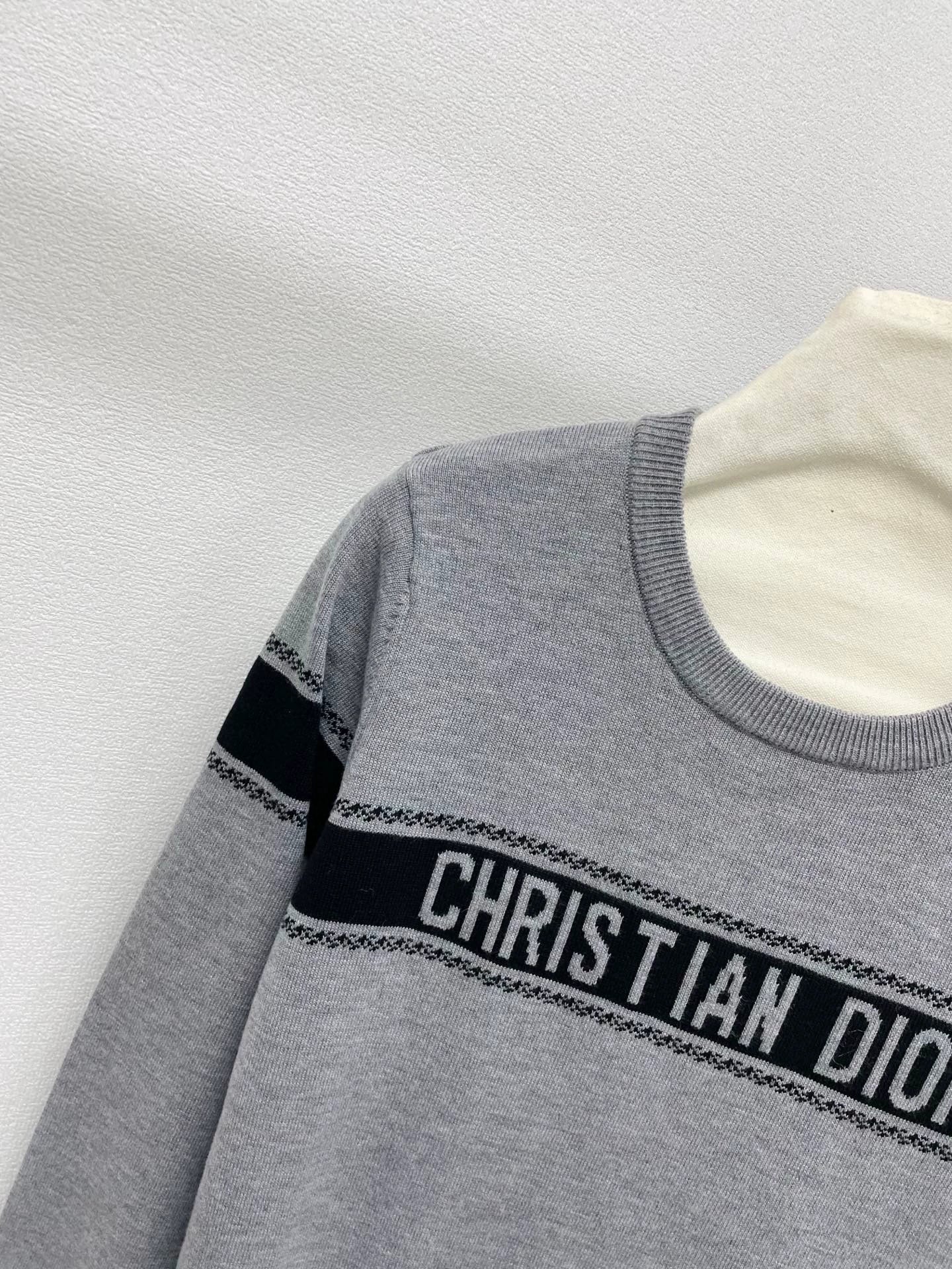 25fw Letter jacquard sweater