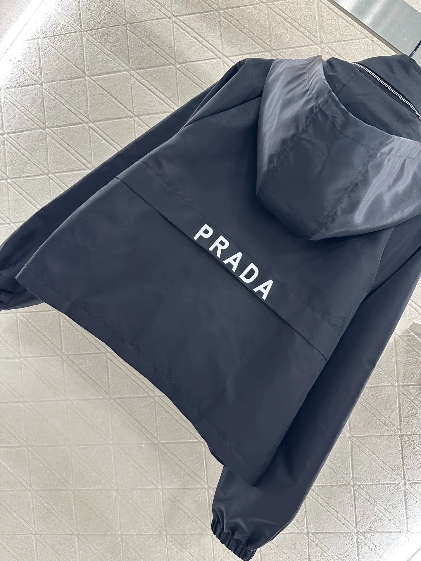 25fw Storage hooded charging jacket