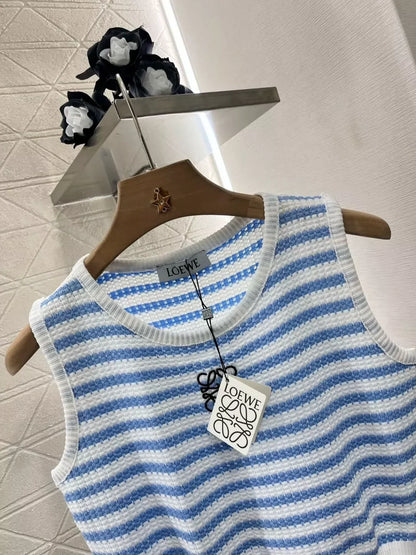 25 Spring and Summer New Contrast Stripe Embroidery Knitted Vest