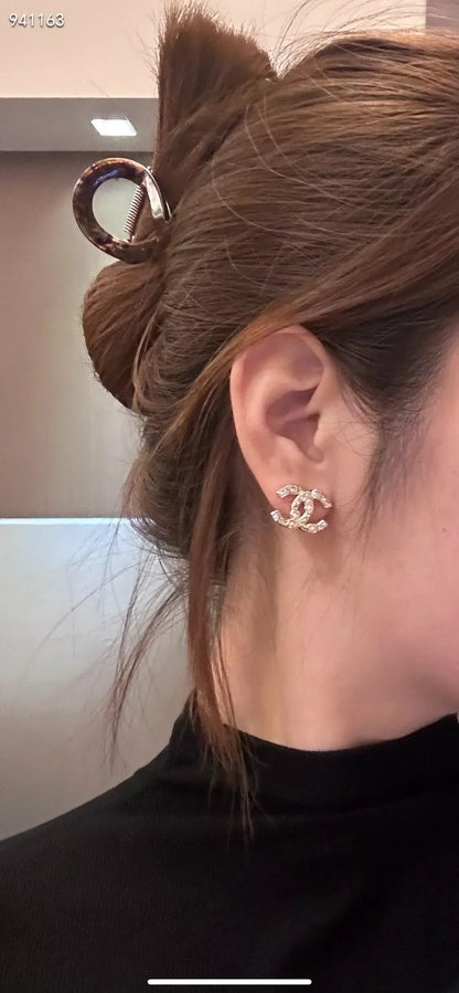ear stud