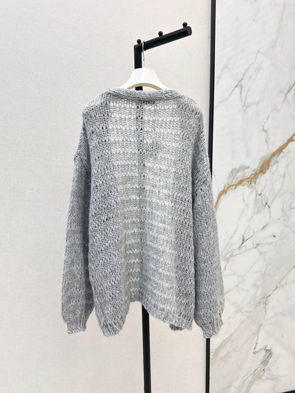 25 Embroidered decorative V-neck knitted silhouette cardigan